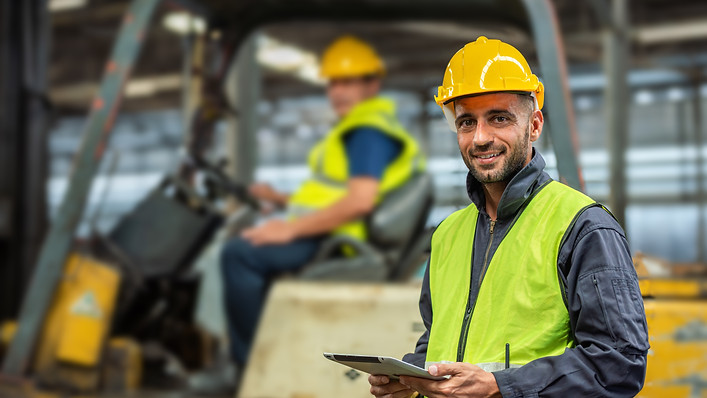 Supervisor receiving SQUEAKS alerts showing directed and close loop conversation